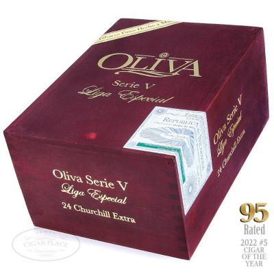 Oliva Serie V Churchill Extra - Sigaro n. 5 dell'anno 2022